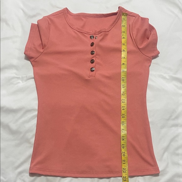 Pink Ribbed Snap Button Tee – Size M - Picture 9 of 10